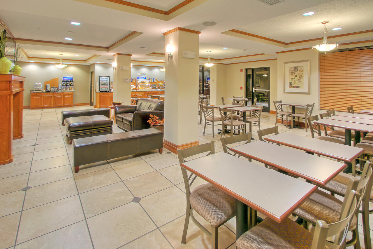 Holiday Inn Express Socorro - thumb 8