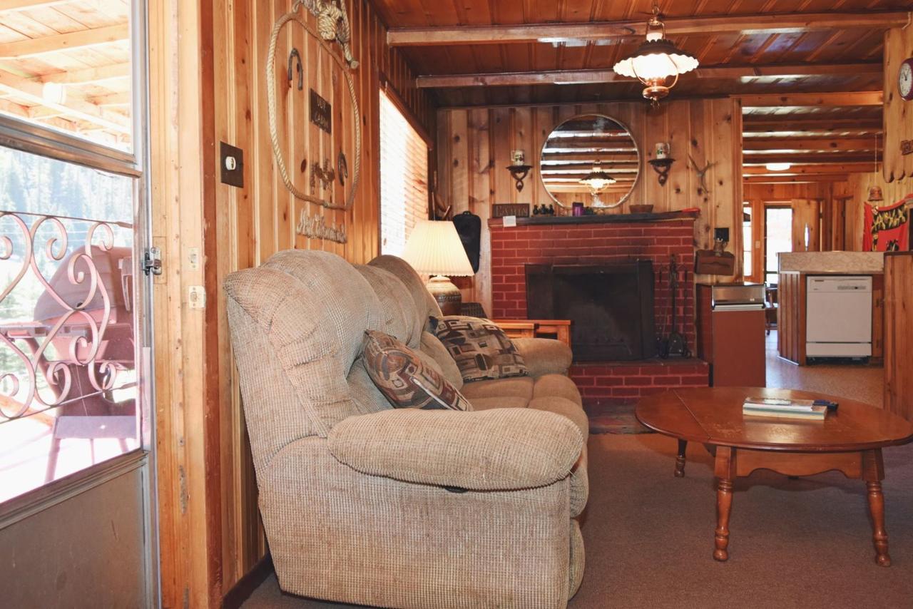 The Hall`s Harem Cabin - thumb 7