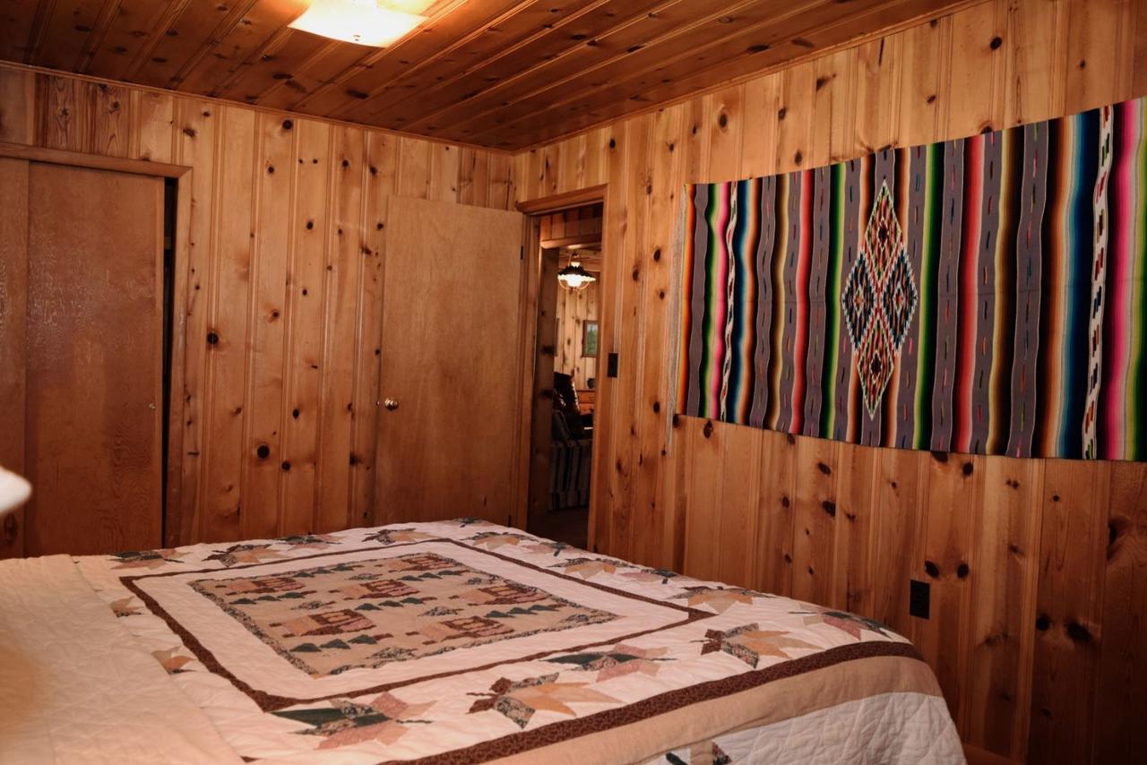 The Hall`s Harem Cabin - thumb 19