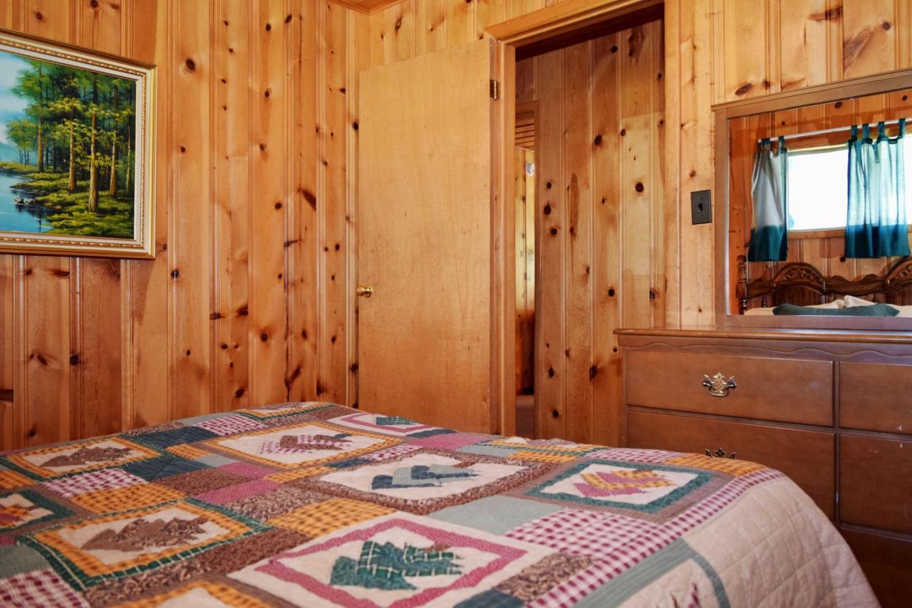 The Hall`s Harem Cabin - thumb 24