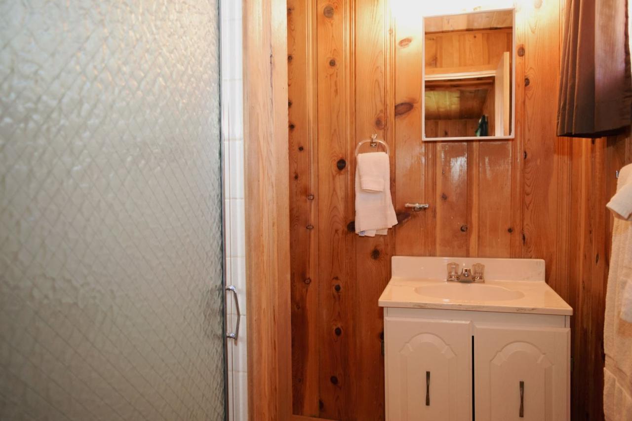 The Hall`s Harem Cabin - thumb 20