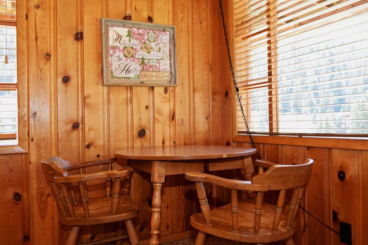 The Hall`s Harem Cabin - thumb 14