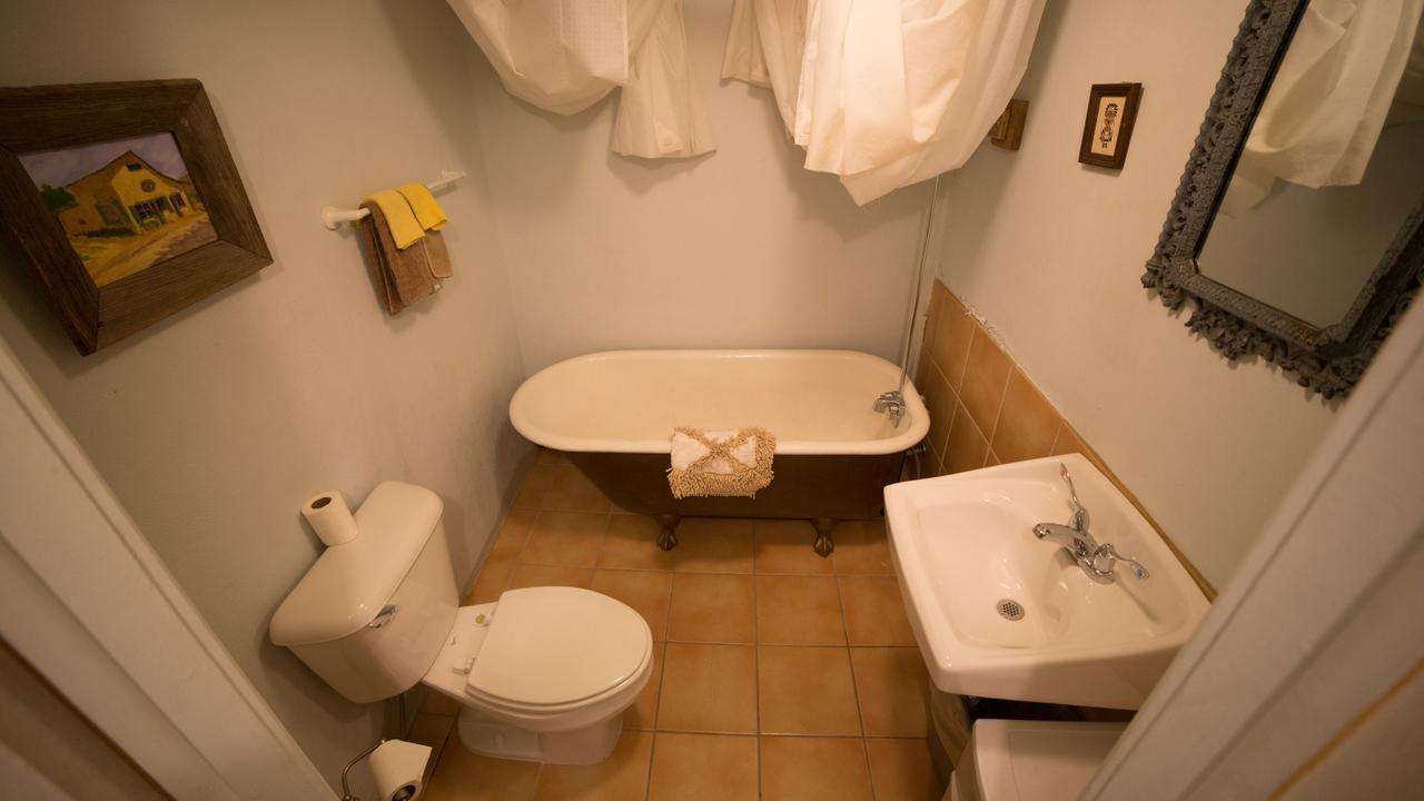 SnowMansion Adventure Lodge And Hostel - thumb 1