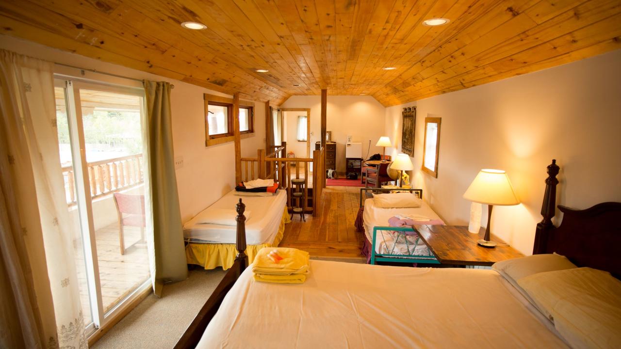 SnowMansion Adventure Lodge And Hostel - thumb 16