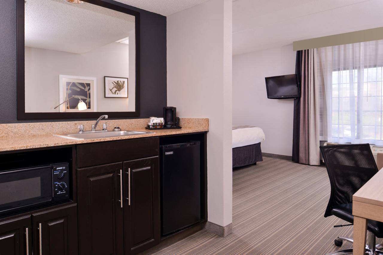 Country Inn & Suites By Radisson, Raleigh-Durham Airport, NC - thumb 2