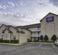 InTown Suites Extended Stay Greensboro NC-Lanada - Accommodation Arizona