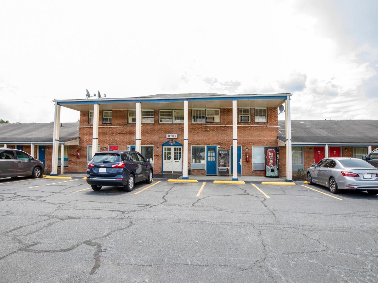 OYO Hotel Durham Skyland - thumb 0