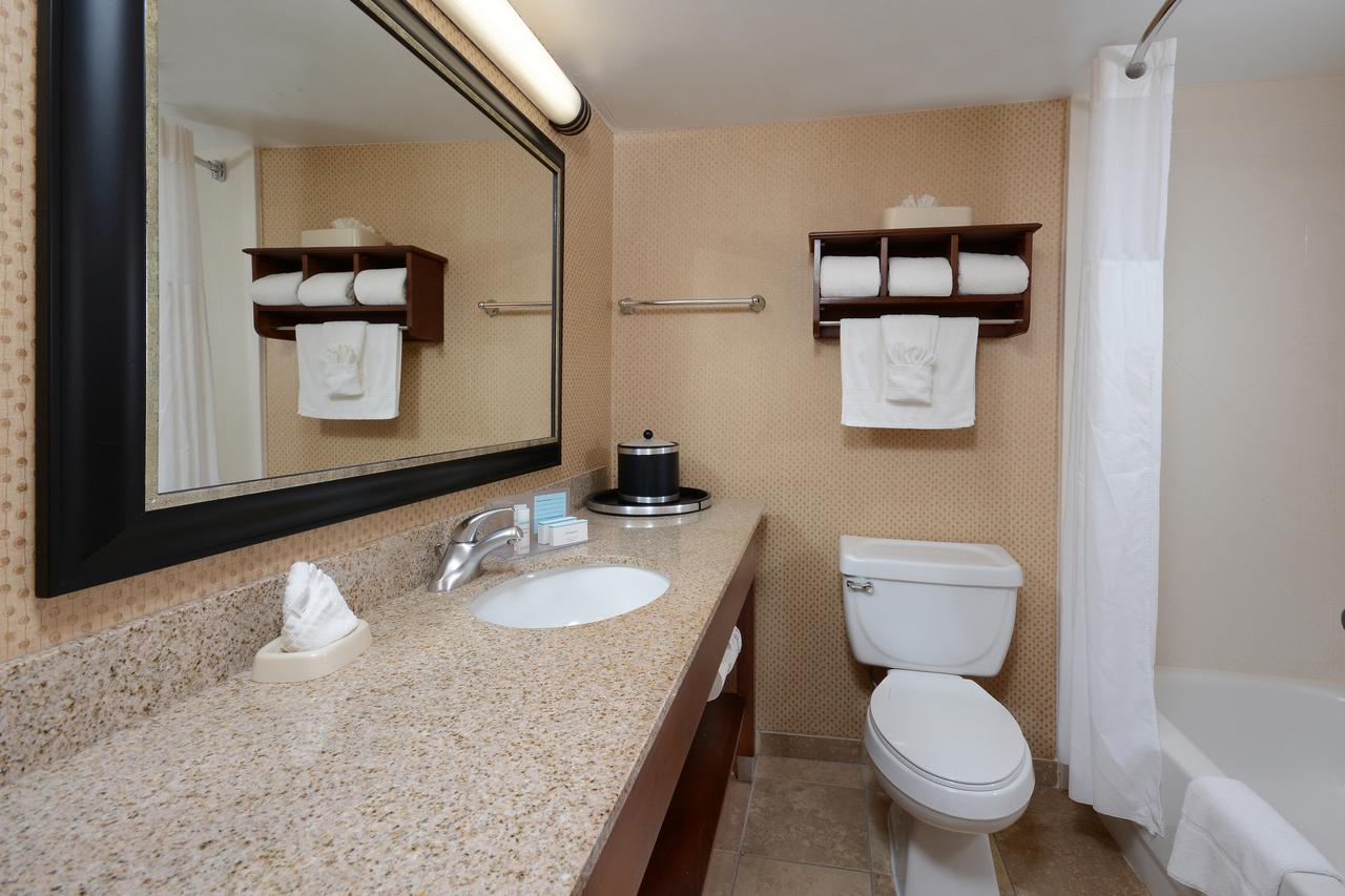 Hampton Inn Raleigh/Durham Airport - thumb 19