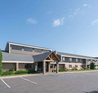 AmericInn by Wyndham Bismarck - Accommodation Arizona