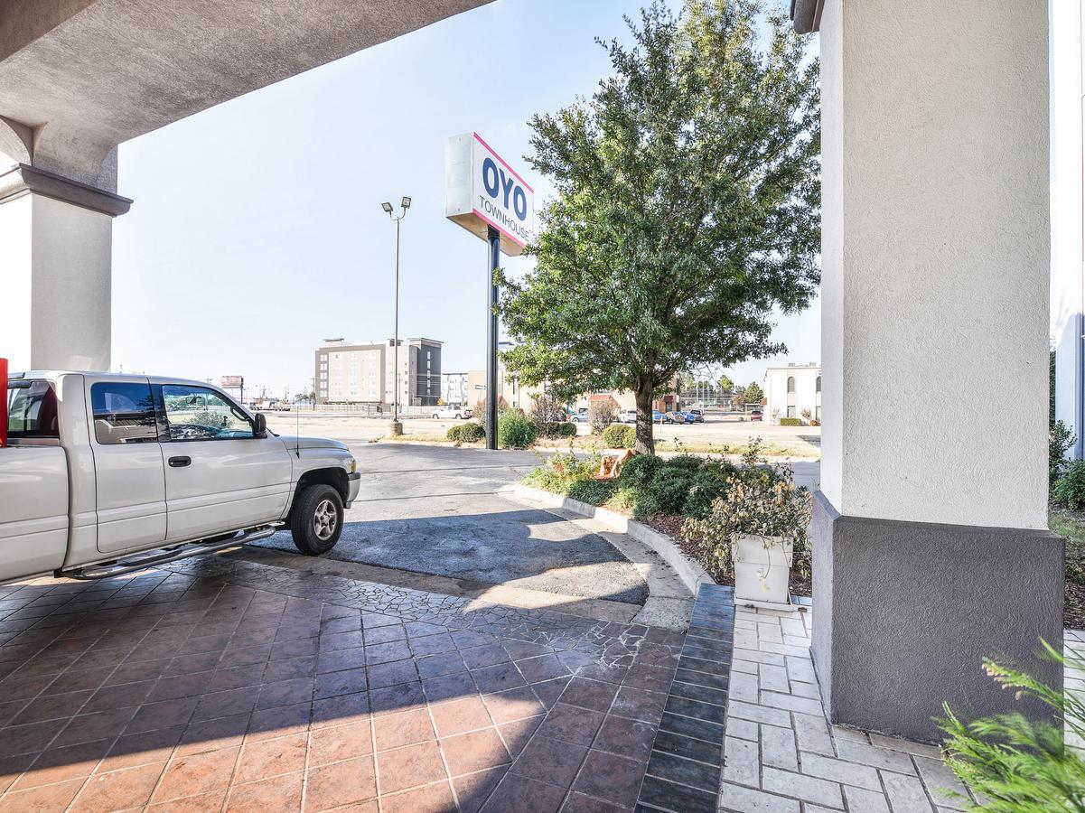 Townhouse Oklahoma City Airport - thumb 32