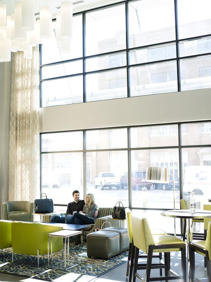 Holiday Inn Express & Suites Oklahoma City Downtown - Bricktown - thumb 6