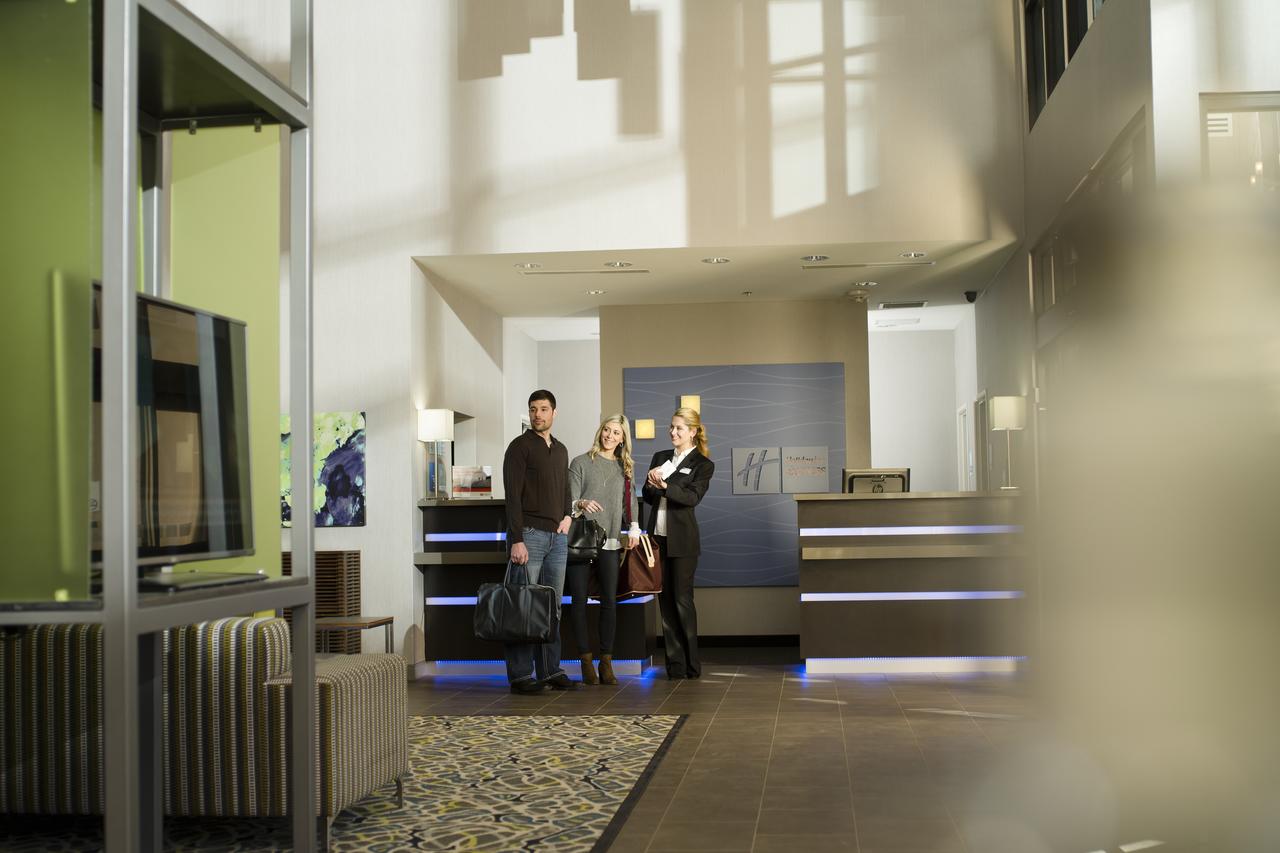 Holiday Inn Express & Suites Oklahoma City Downtown - Bricktown - thumb 5