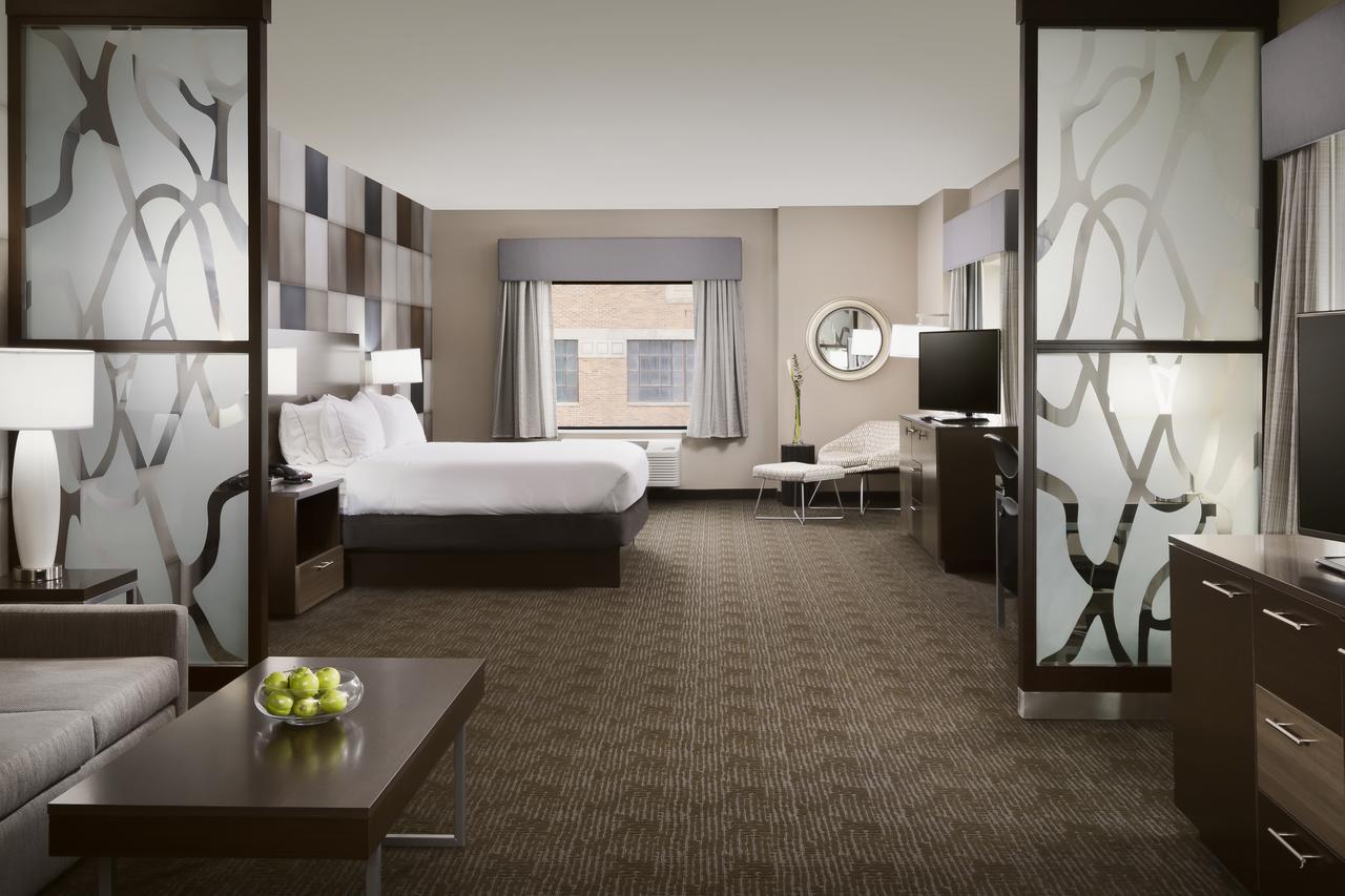 Holiday Inn Express & Suites Oklahoma City Downtown - Bricktown - thumb 16