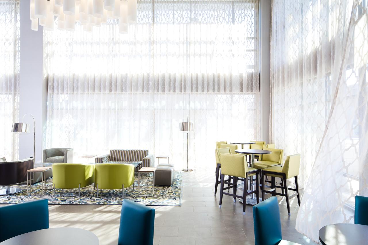 Holiday Inn Express & Suites Oklahoma City Downtown - Bricktown - thumb 8