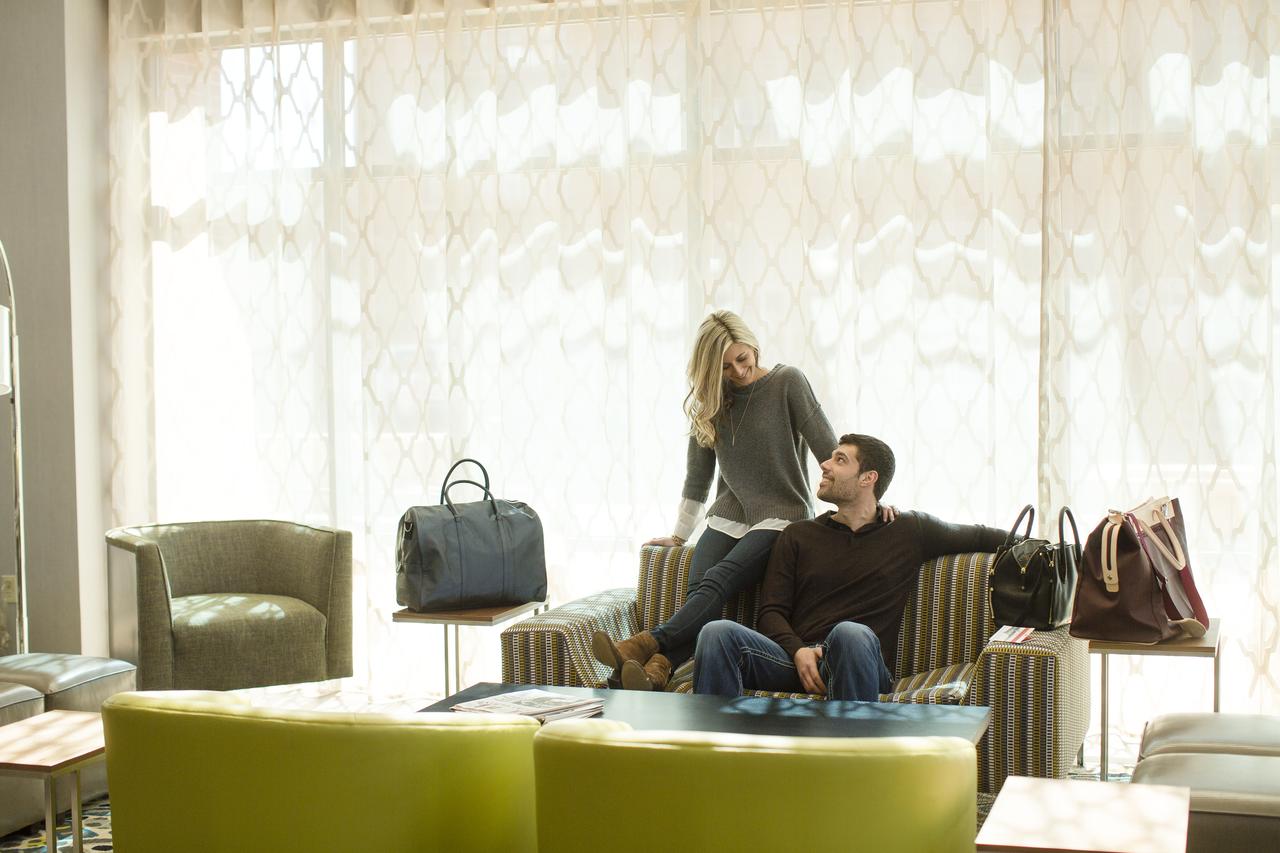 Holiday Inn Express & Suites Oklahoma City Downtown - Bricktown - thumb 7