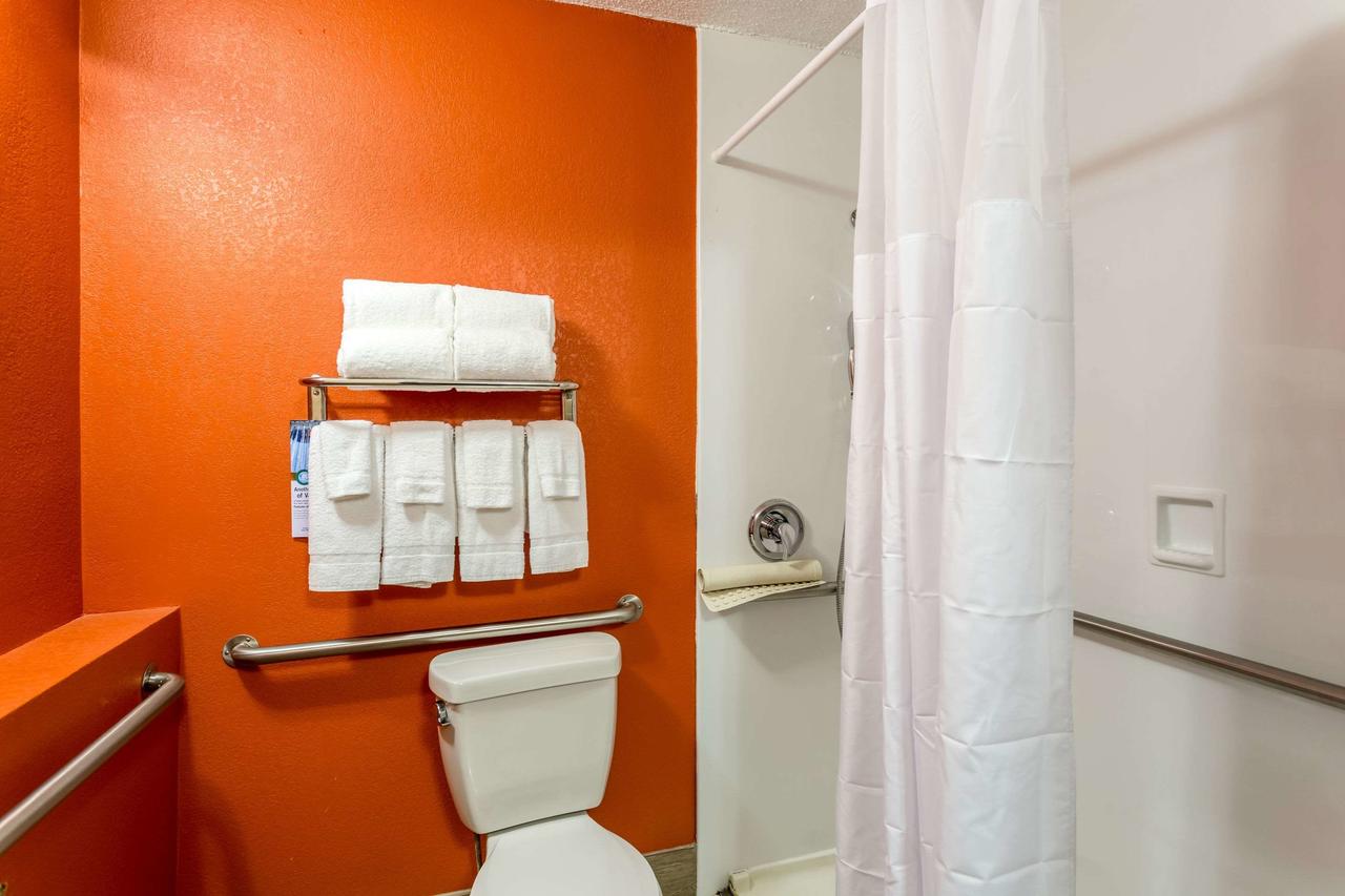 Quality Inn Nashville Downtown - Stadium - thumb 33