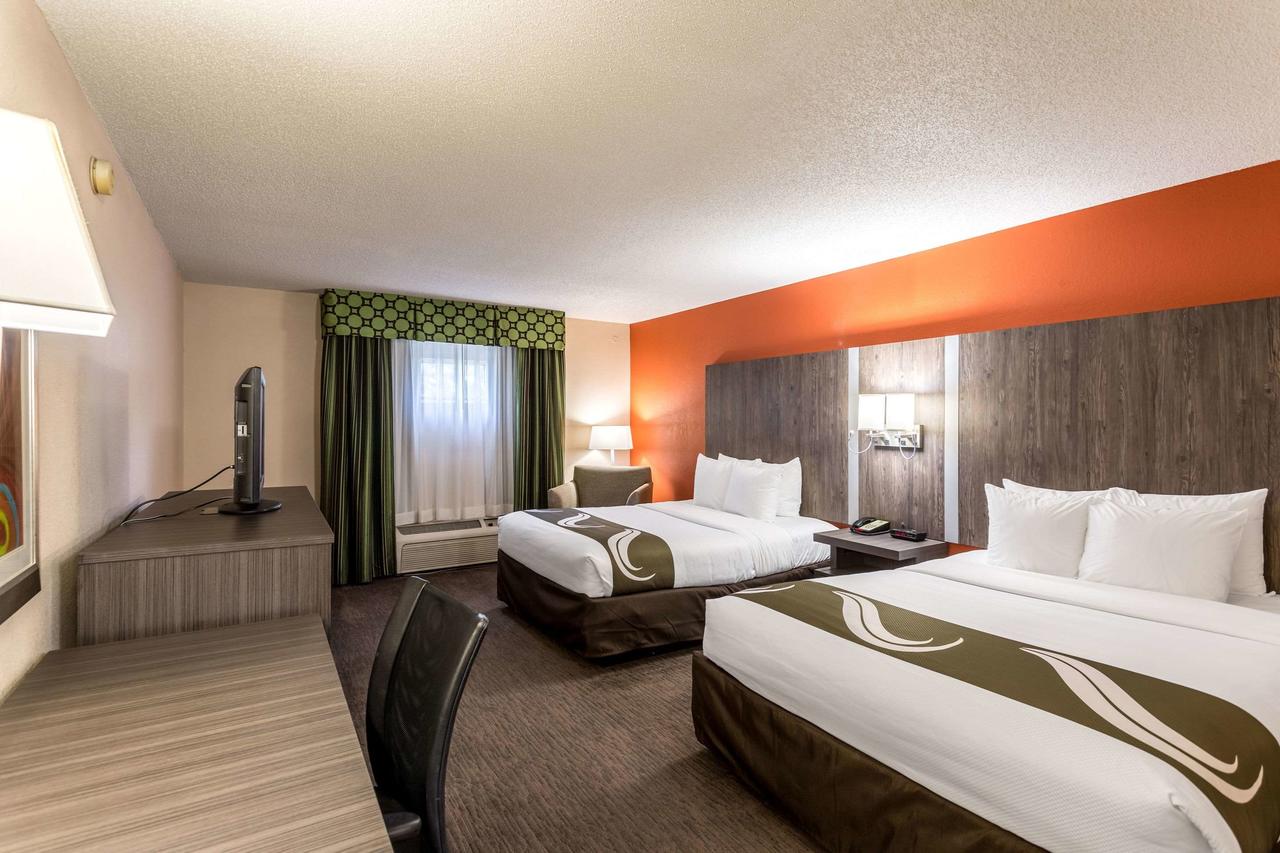 Quality Inn Nashville Downtown - Stadium - thumb 8