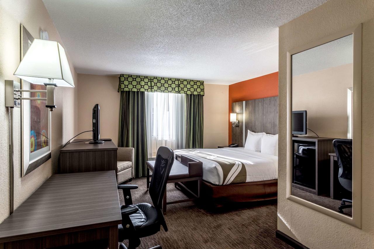 Quality Inn Nashville Downtown - Stadium - thumb 14