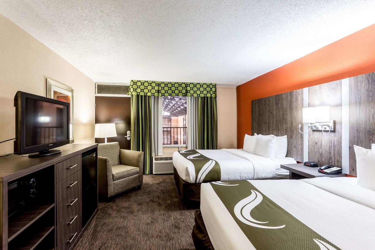 Quality Inn Nashville Downtown - Stadium - thumb 18