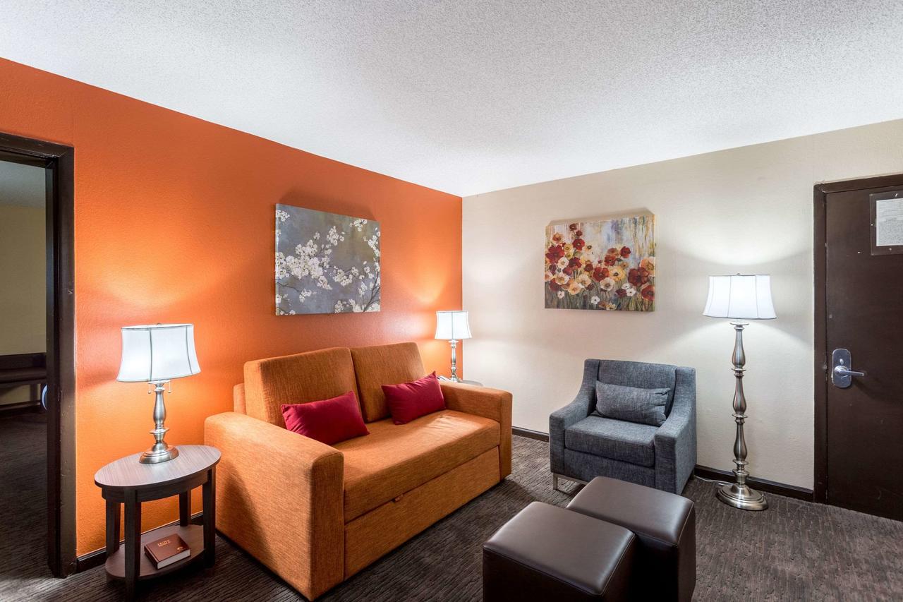 Quality Inn Nashville Downtown - Stadium - thumb 22
