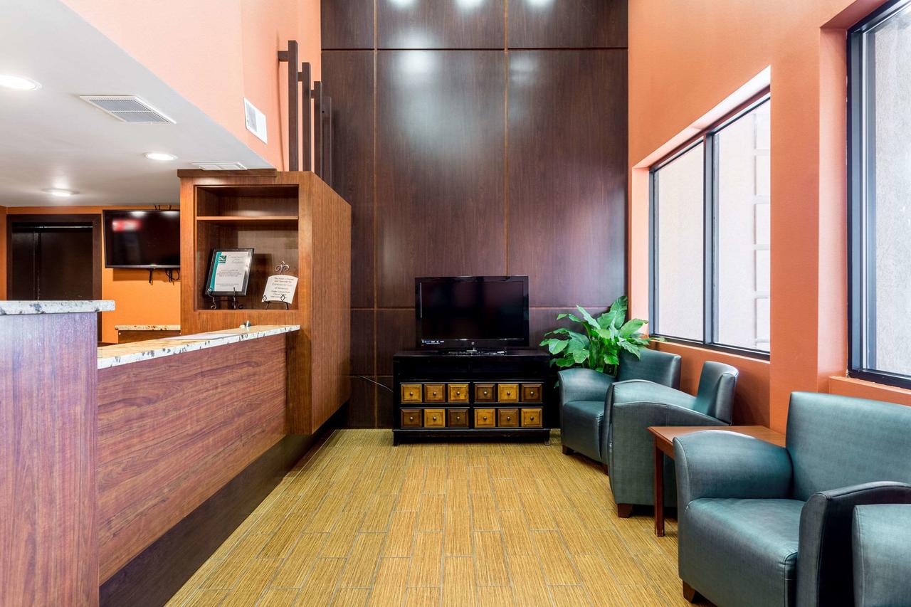 Quality Inn Nashville Downtown - Stadium - thumb 34