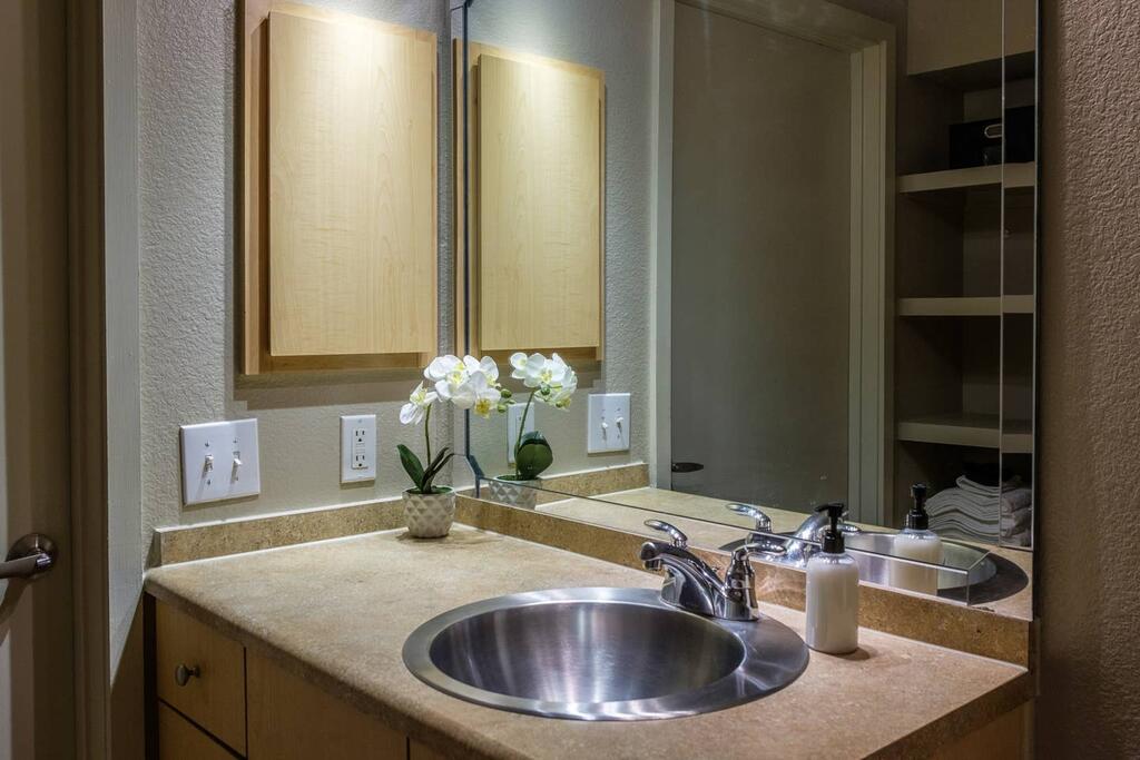 1 BR Apt Downtown By Frontdesk - thumb 2