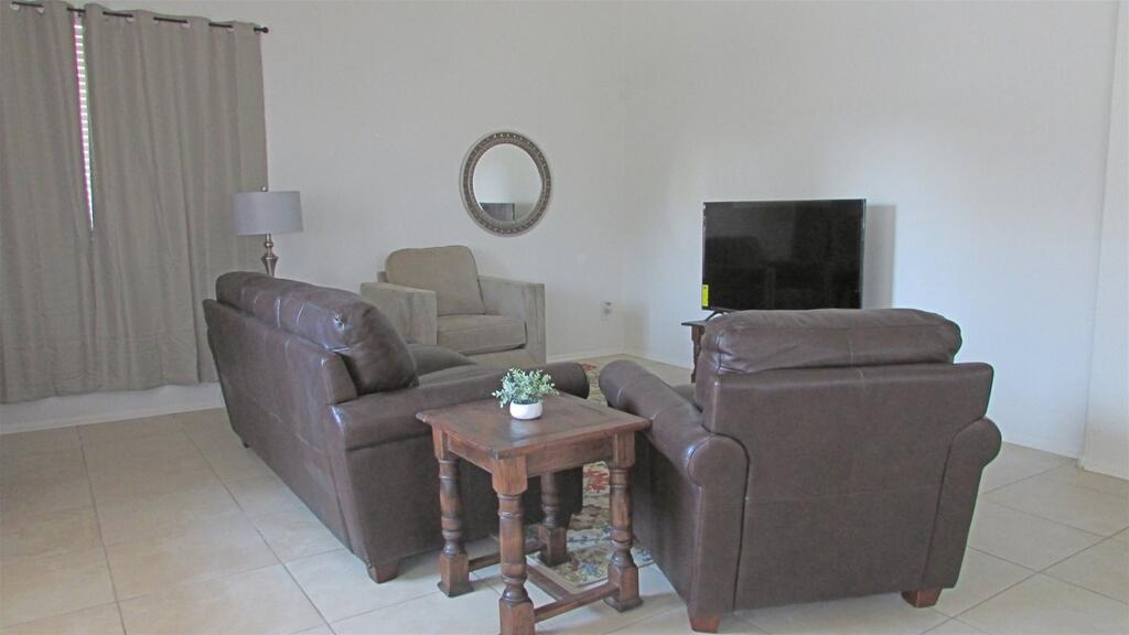 3BR Goodyear Home - thumb 3