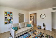 Airy Tucson Home - 1.5 Mi to Dwntn 3 Mi to U of A Accommodation Arizona