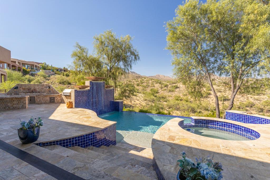 All-Suite Tuscan Home W/ Pool, Spa & Sports Court Home - thumb 1