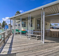 Canalfront Port Isabel Escape with Boat Dock - Accommodation Arizona