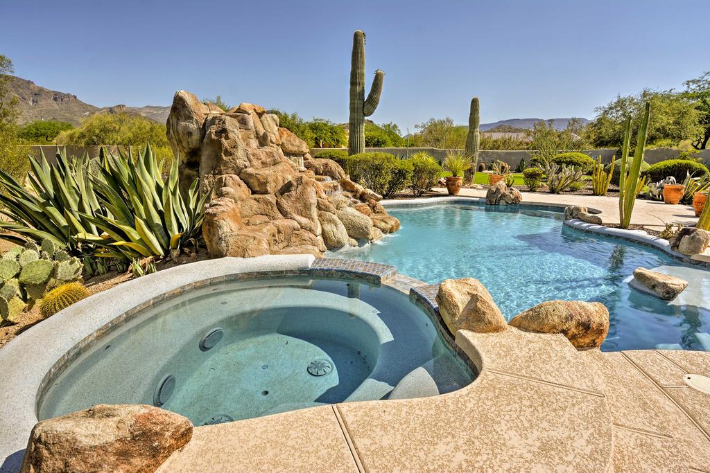 Cave Creek Oasis With Putting Green, Spa & Mtn View! - thumb 0