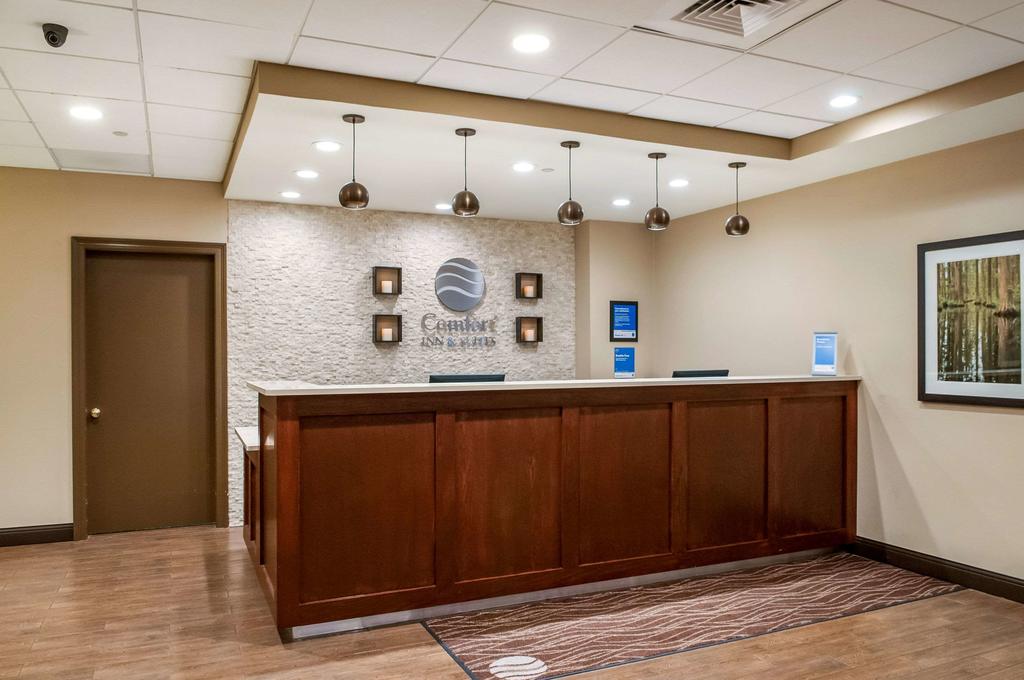 Comfort Inn & Suites At Copeland Tower - thumb 0