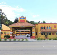Days Inn  Suites by Wyndham Hayward - Accommodation Arizona
