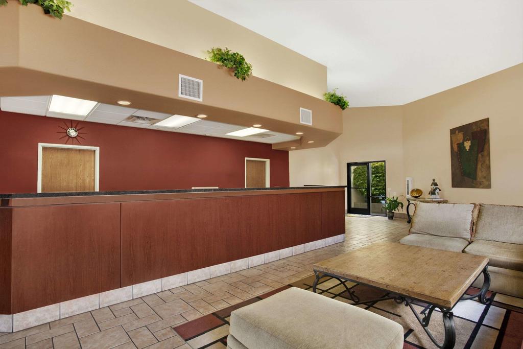 Days Inn By Wyndham Globe - thumb 0