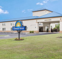 Days Inn by Wyndham Selma - Accommodation Arizona