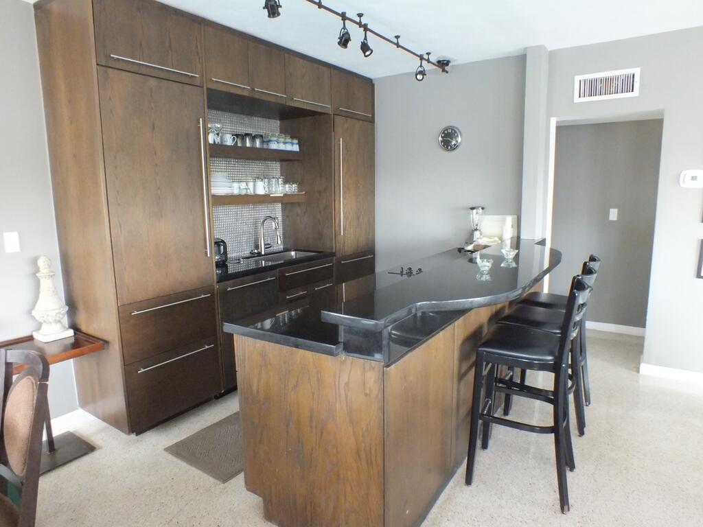 Holiday Isle Yacht Club - thumb 1