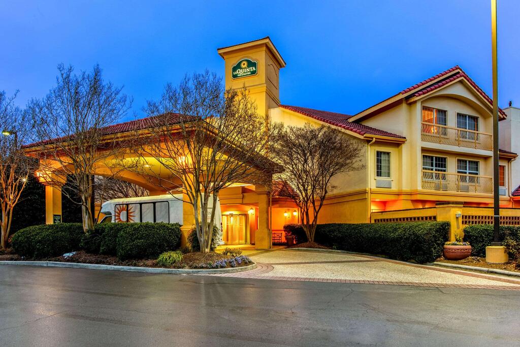 La Quinta By Wyndham Raleigh Durham Intl AP - thumb 3