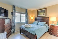 Lakefront Tempe House with Sun Deck Hot Tub and Boats Accommodation Arizona