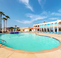 Long Island Village Retreat - Accommodation Arizona