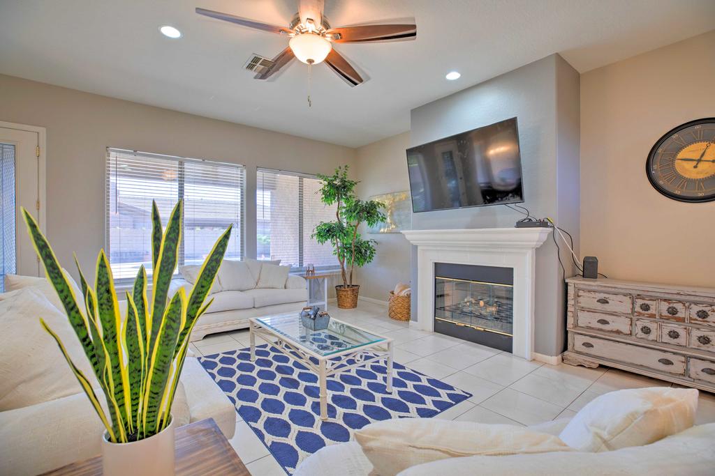 Luxe House 5 Mi To Goodyear, Mins To Golf And Hike! - thumb 3
