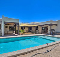 Luxury Adobe Villa - Pool Patio Paradise - Accommodation Arizona