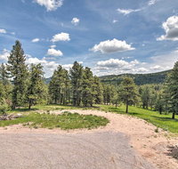 Modern Evergreen Cabin on 35 Acres with Views - Accommodation Arizona