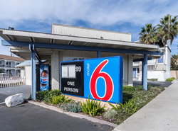 Motel 6-Oceanside, CA, Marina