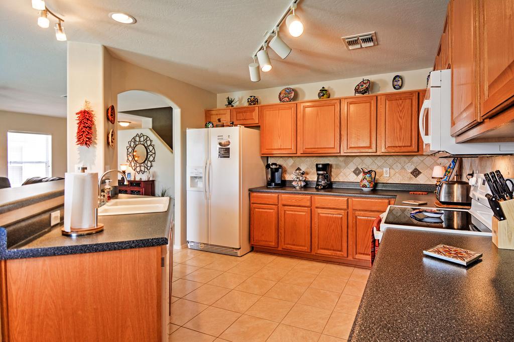 Pristine Buckeye Home At Sundance With Private Pool! - thumb 2