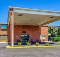 Quality Inn  Suites Creedmor - Butner - Accommodation Arizona