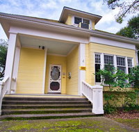 Regal Victorian Home in Downtown Calistoga - Accommodation Arizona