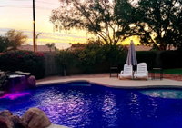 Remodeled 4 Bedroom Home/Green Backyard Giant Pool Accommodation Arizona