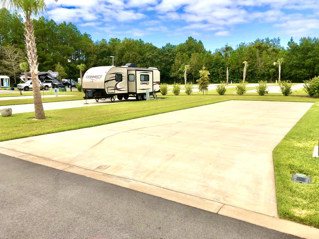 RV Lot #43 @ Creekside RV Resort Foley AL - thumb 1