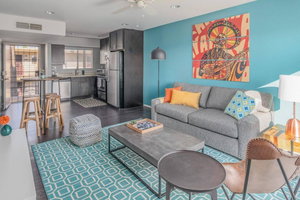 Sleek 1BR Near Fashion Square By WanderJaunt