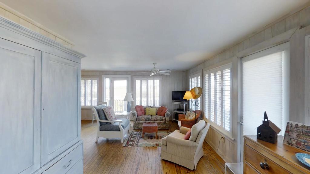 Sleep & Eat Home - thumb 2